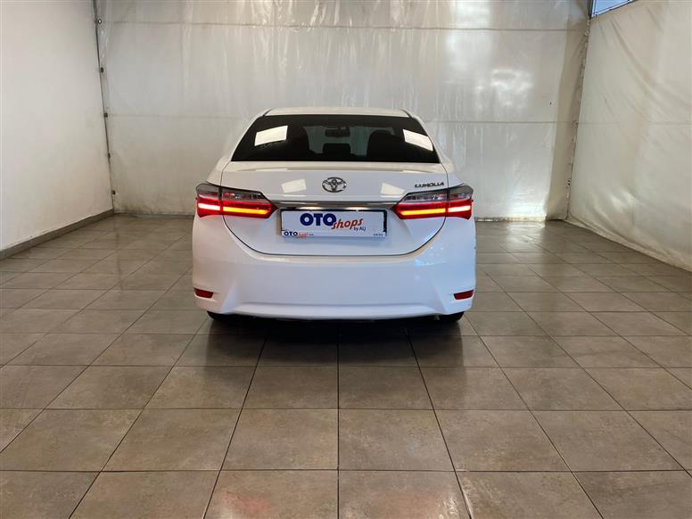 ikinci el toyota corolla 1 4 d 4d advance 2018 satilik araba fiyat otoshops