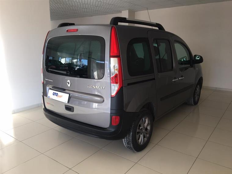 Ikinci El Renault Kangoo Multix 1 5 Dci 90hp Multix Extreme 2015
