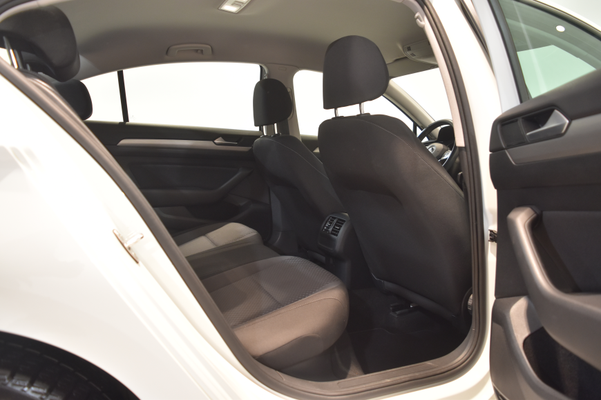 İkinci El Volkswagen Passat 1.6 TDI SCR 120HP IMPRESSION DSG 2020 - Satılık Araba Fiyat - Otoshops