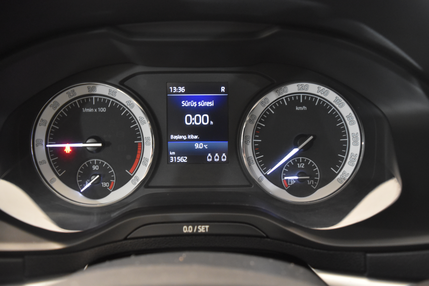 İkinci El Skoda KAROQ 1.6 TDI SCR 115HP PREMIUM DSG 2020 - Satılık Araba Fiyat - Otoshops