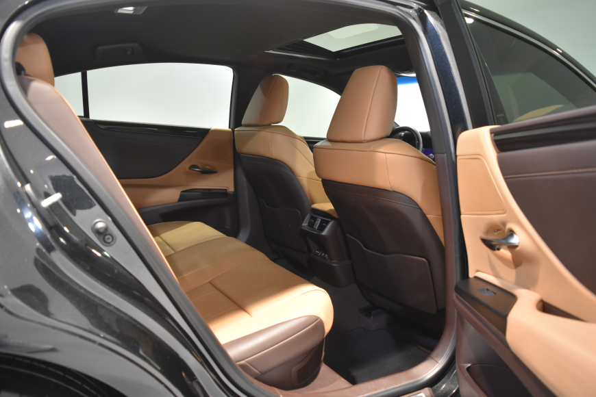 İkinci El Lexus ES HYBRID 300H EXECUTIVE E-CVT 2020 - Satılık Araba Fiyat - Otoshops
