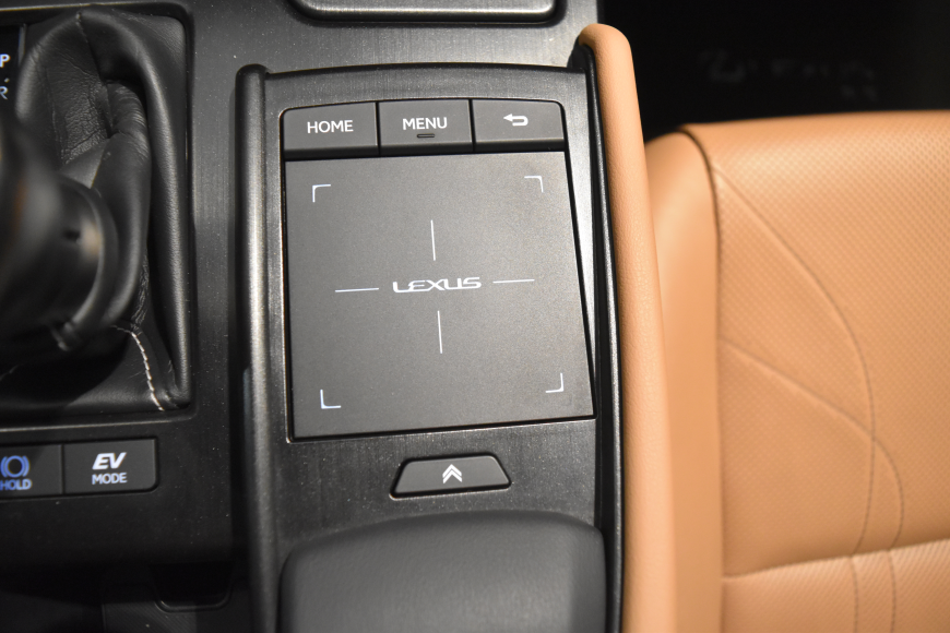 İkinci El Lexus ES HYBRID 300H EXECUTIVE E-CVT 2020 - Satılık Araba Fiyat - Otoshops