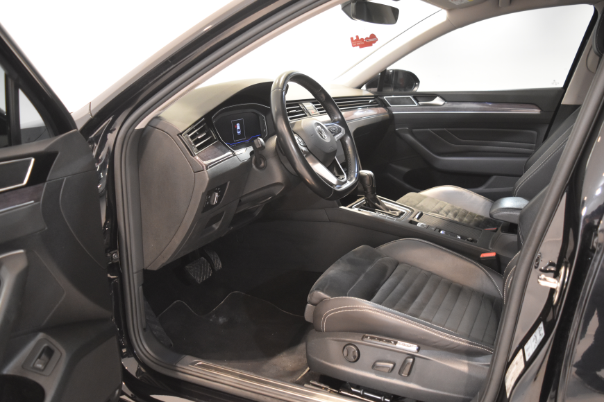 İkinci El Volkswagen Passat 1.6 TDI SCR 120HP ELEGANCE DSG 2020 - Satılık Araba Fiyat - Otoshops