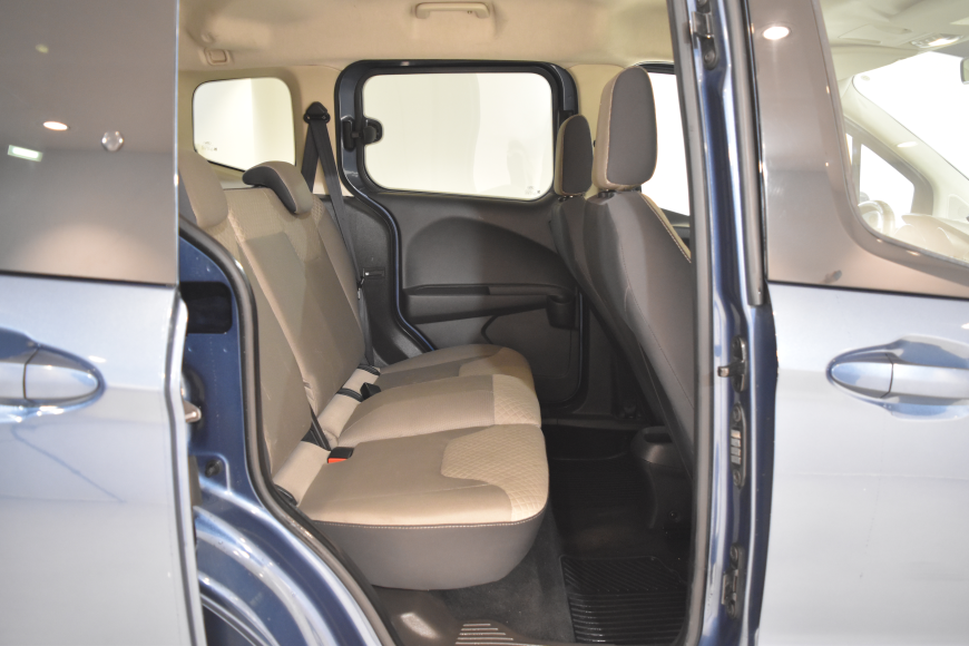 İkinci El Ford Tourneo Courier 1.5 TDCI 100HP TITANIUM 2021 - Satılık Araba Fiyat - Otoshops