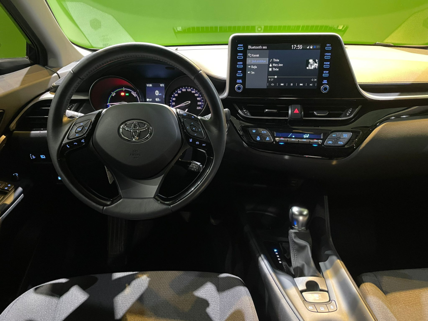 İkinci El Toyota C-HR 1.8 HYBRID FLAME E-CVT 4X2 2020 - Satılık Araba Fiyat - Otoshops