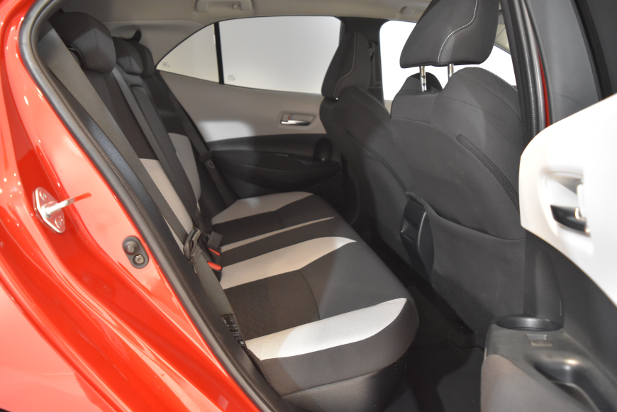 İkinci El Toyota Corolla Hybrid 1.8 HYBRID FLAME X-PACK E-CVT HB 2020 - Satılık Araba Fiyat - Otoshops