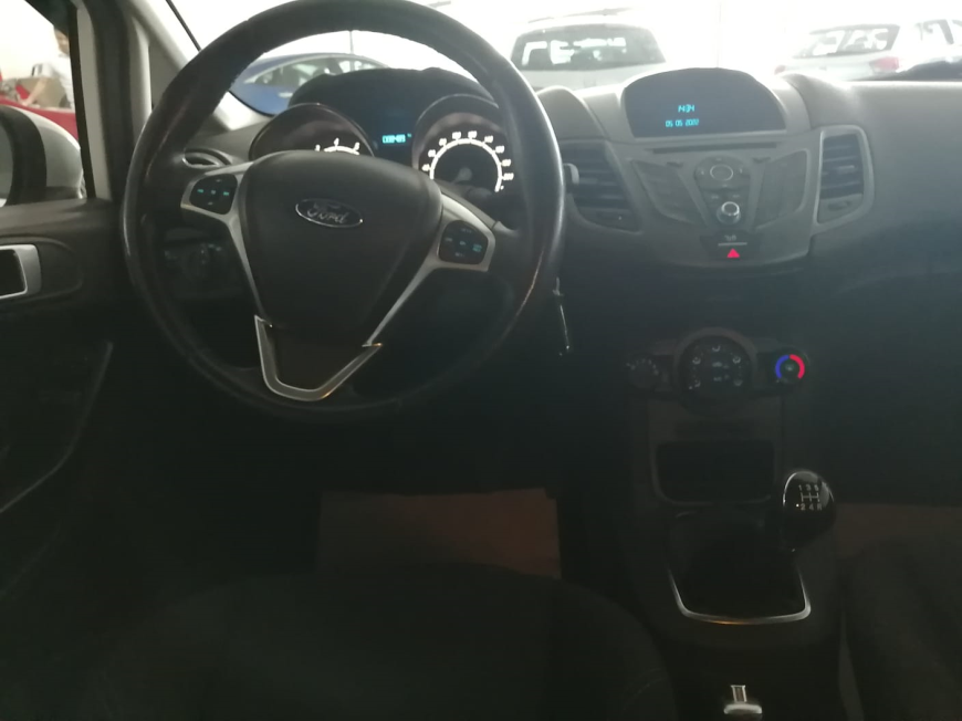 İkinci El Ford Fiesta 1.25I 82HP TREND X ESP 2015 - Satılık Araba Fiyat - Otoshops