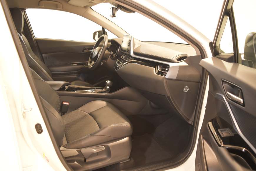 İkinci El Toyota C-HR 1.8 HYBRID PASSION X-PACK E-CVT 4X2 2019 - Satılık Araba Fiyat - Otoshops