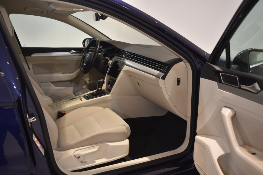 İkinci El Volkswagen Passat 1.6 TDI 120HP COMFORTLINE DSG BMT 2018 - Satılık Araba Fiyat - Otoshops