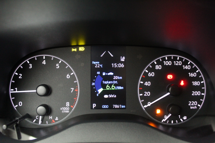 İkinci El Toyota Yaris 1.5 FLAME X-PACK MULTIDRIVE S 2020 - Satılık Araba Fiyat - Otoshops
