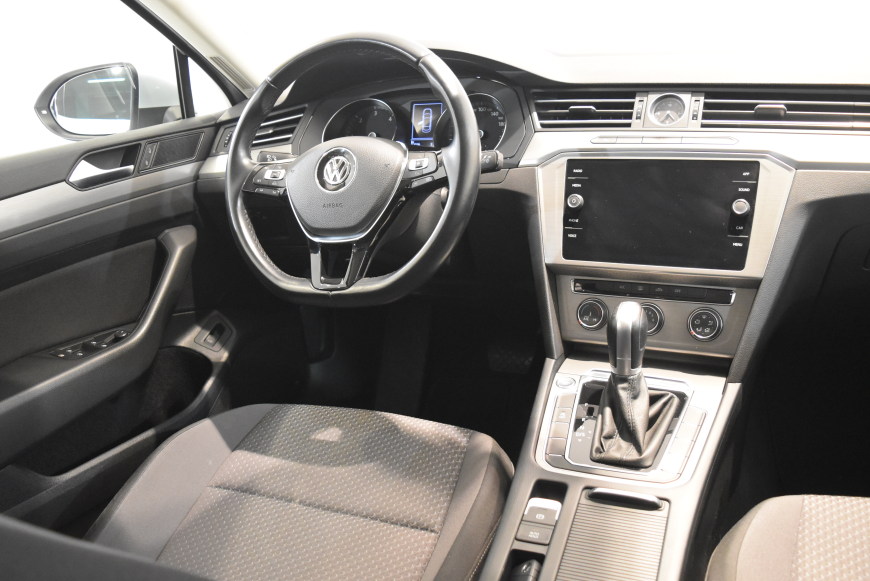 İkinci El Volkswagen Passat 1.6 TDI 120HP IMPRESSION DSG 2018 - Satılık Araba Fiyat - Otoshops