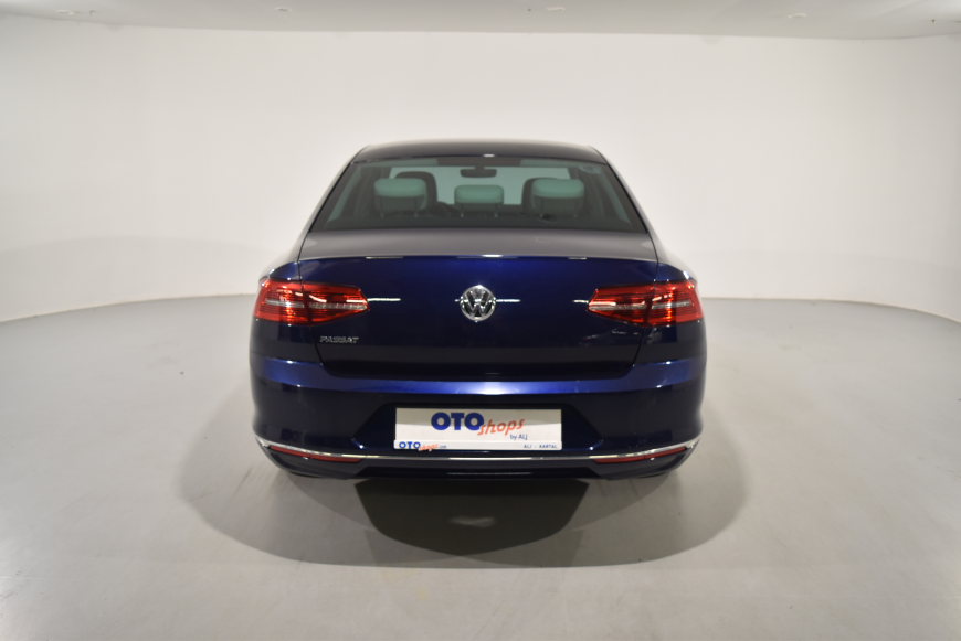 İkinci El Volkswagen Passat 1.6 TDI 120HP HIGHLINE DSG 2018 - Satılık Araba Fiyat - Otoshops