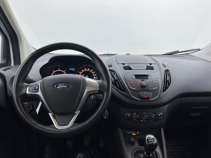 İkinci El Ford Tourneo Courier 1.5 TDCI 95HP DELUXE 2019 - Satılık Araba Fiyat - Otoshops