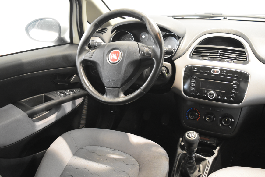 İkinci El Fiat Linea 1.6 MJET 105HP EASY 2014 - Satılık Araba Fiyat - Otoshops