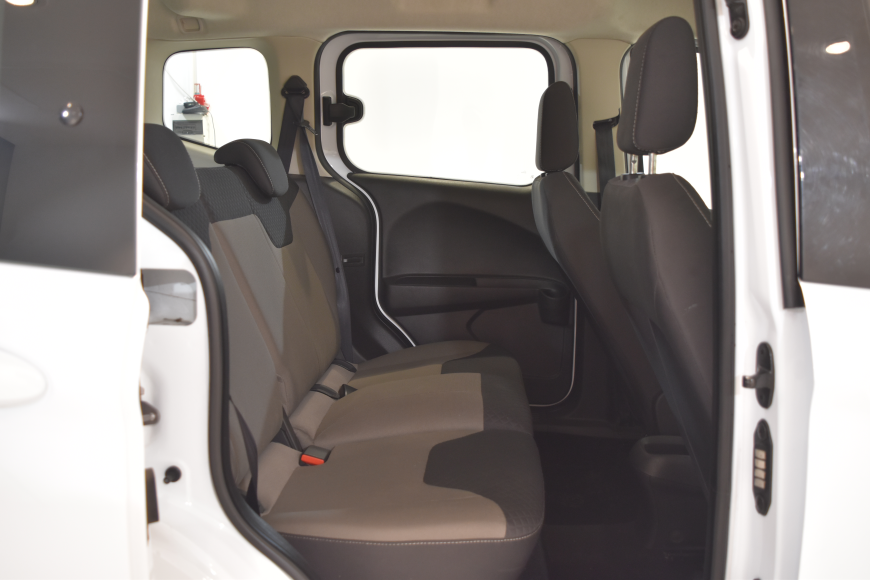 İkinci El Ford Tourneo Courier 1.5 TDCI 100HP DELUXE 2022 - Satılık Araba Fiyat - Otoshops