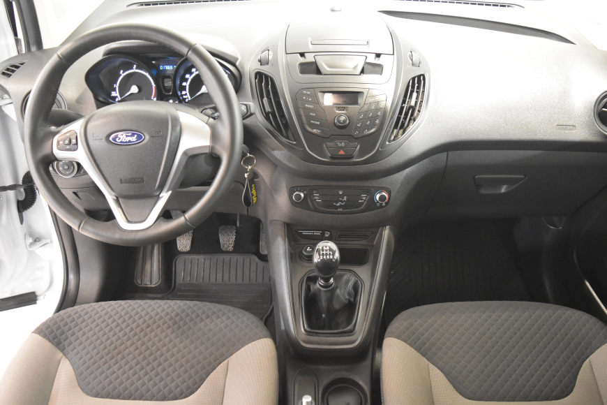 İkinci El Ford Tourneo Courier 1.5 TDCI 100HP DELUXE 2022 - Satılık Araba Fiyat - Otoshops